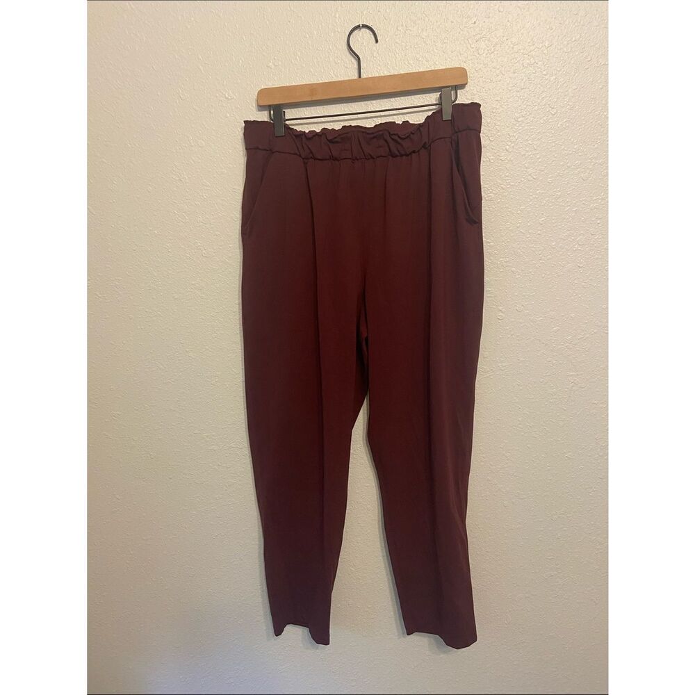 Lululemon Maroon Stretch High-Rise Pant 7/8 Length Size 12